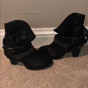Blacked Heeled Country Boots
